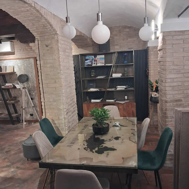 Negozio di arredamento Modena